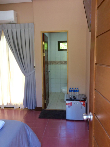 Others 5, Secter Place, Oslob