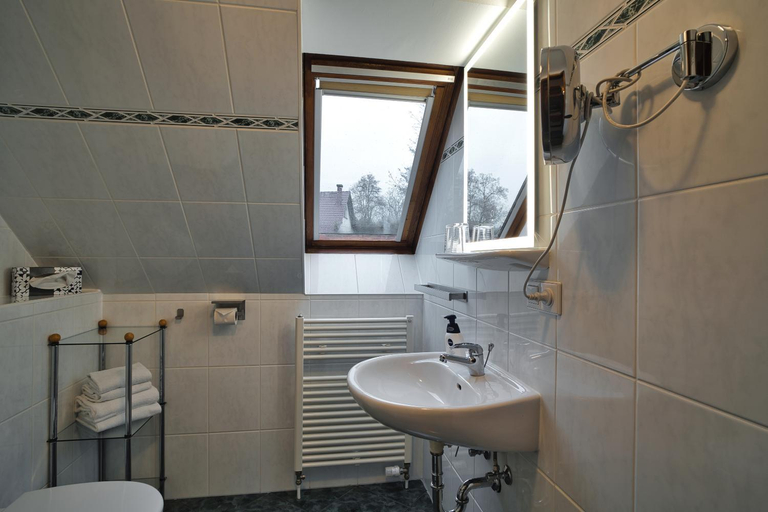 Bathroom 5, Luisenhof, Oberhavel