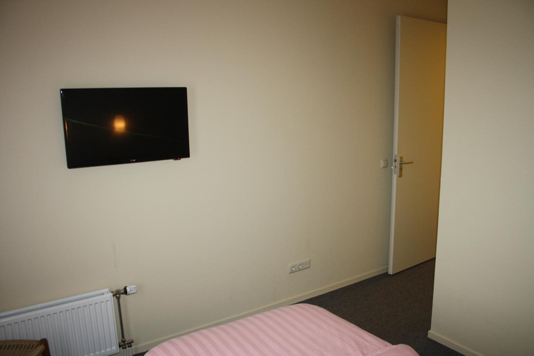 Bedroom 2, Hotel Cafe Restaurant Snackbar Beerzerveld, Ommen