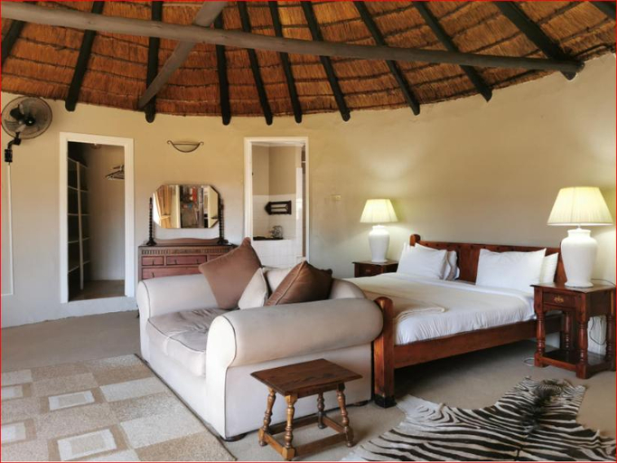 Others 4, Riverside Manor, Umgungundlovu
