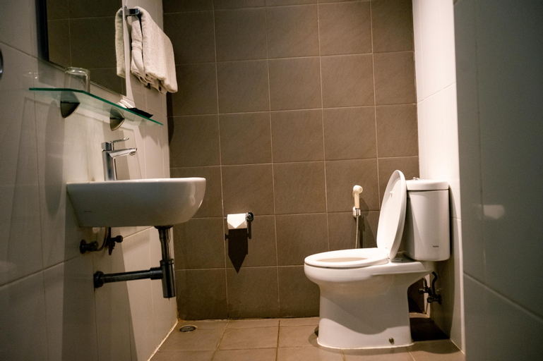 Bathroom 2