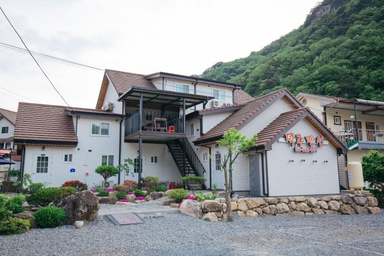 Exterior & Views 1, Jecheon (Woraksan Songgye Valley) Deokju Pension, Jecheon