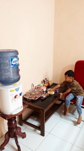 Food & Drinks, Ganendra Syari'ah Guesthouse, Wonosobo