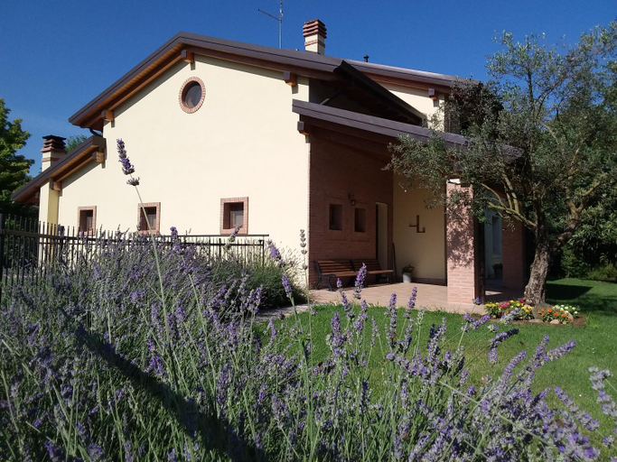 Others 5, “Al Campo”, Verona