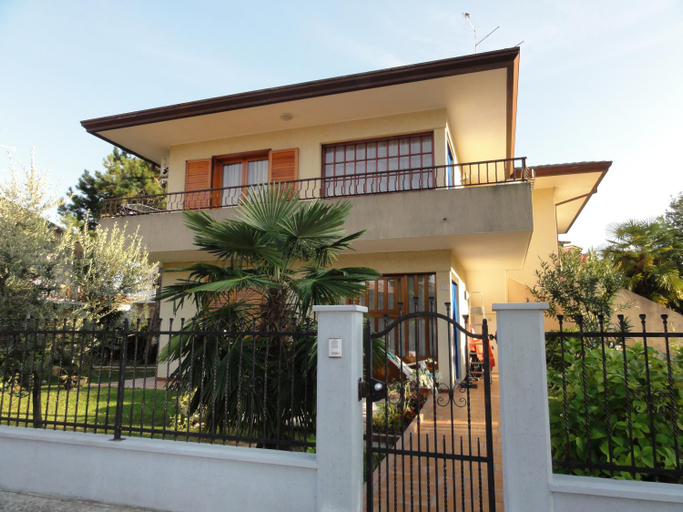 Others 5, Villa Paola, Venezia