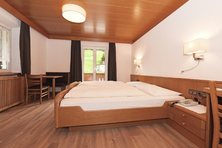 Others 3, Hotel Garni Vanadis, Bolzano