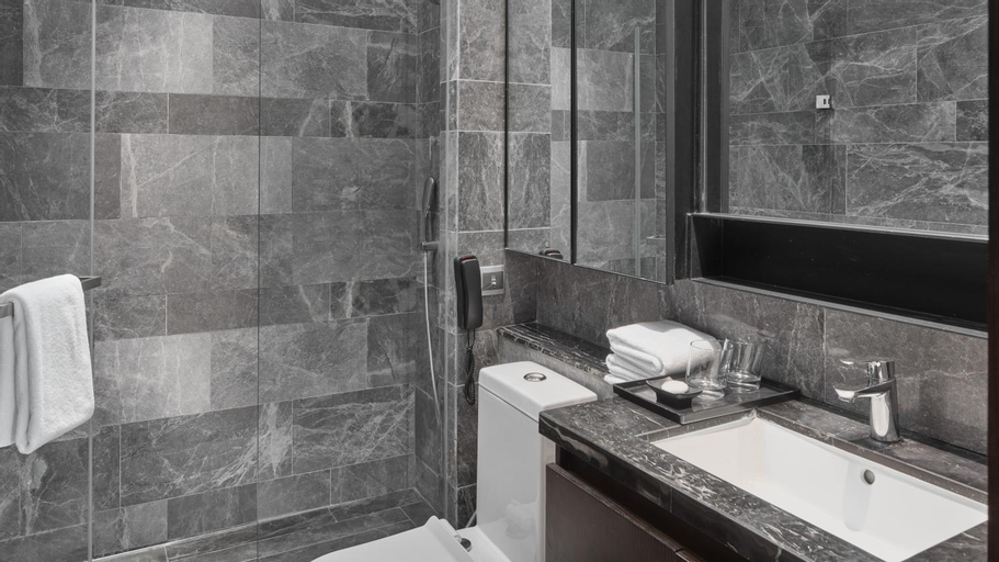 Bathroom 4
