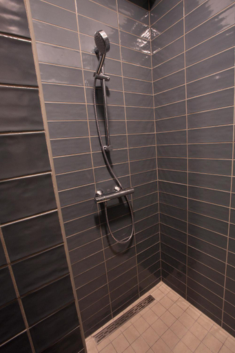 Shower 2, Downtown beach apartments, Umag