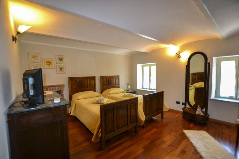 Bedroom 5