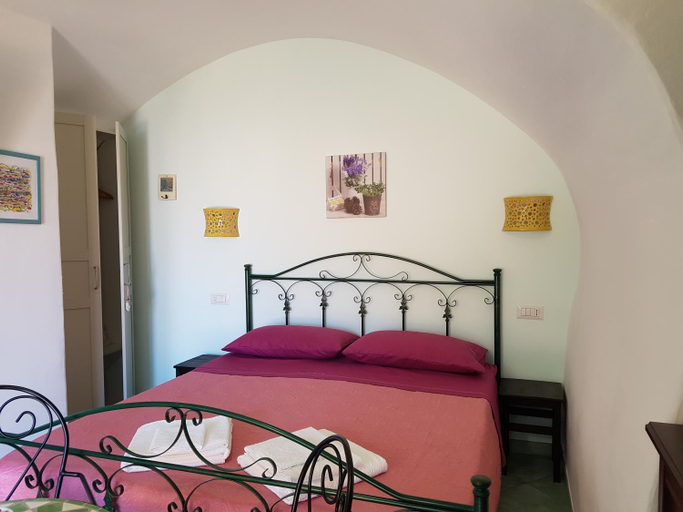 Others 4, B&B nonnAngela, Potenza