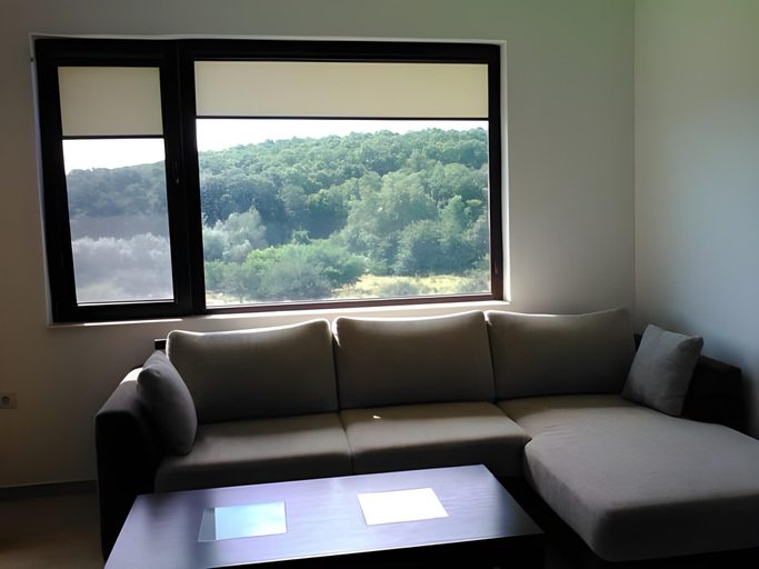 Others 5, St George Apartcomplex, Dolni Chiflik
