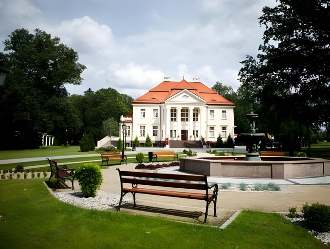 Others 5, Palac Tlokinia, Kalisz