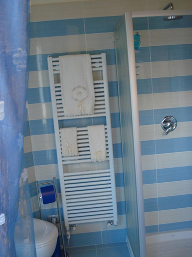 Bathroom 2, B&B I fiori di Marianna, Bergamo