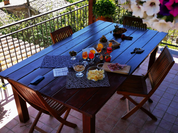Exterior & Views 1, La Fenice, Viterbo