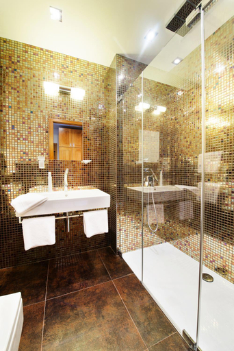 Bathroom 3, Hotel Slavie Pelhrimov, Pelhřimov