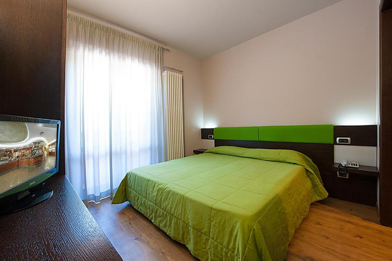Bedroom 2, Hotel Plestina Ristorante Pizzeria, Perugia