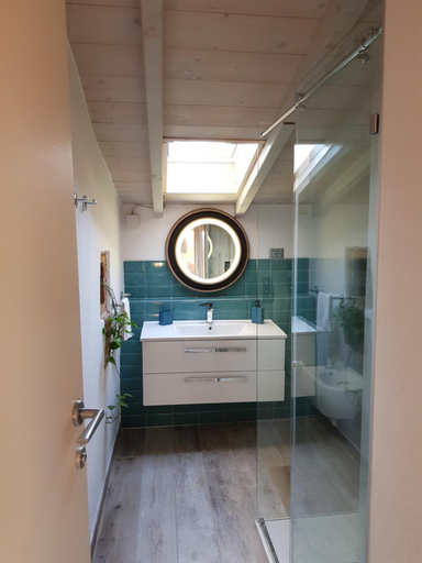 Bathroom 3, Casa Santa Marta, Verona