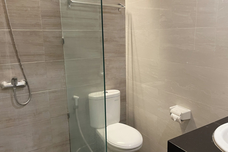 Bathroom 4