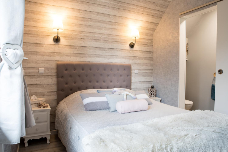 Others 4, Le Cardinal B&B, Calvados