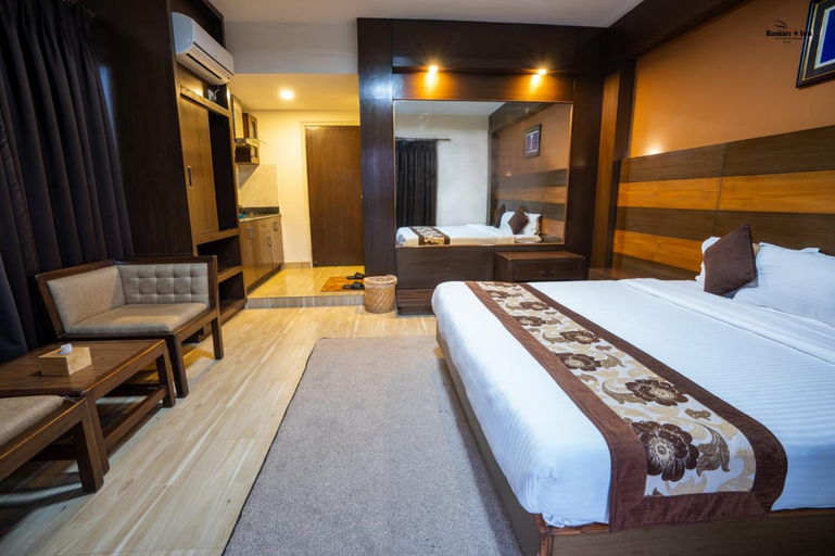 Others 4, Kumari Star Inn, Gandaki