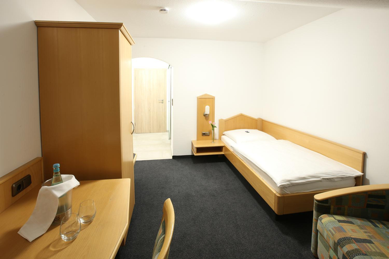 Bedroom 2, Spirklhof, Landshut
