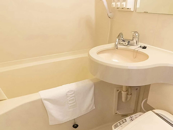 Bathroom 4, Toyoko Inn Sakai Ekimae, Sakai