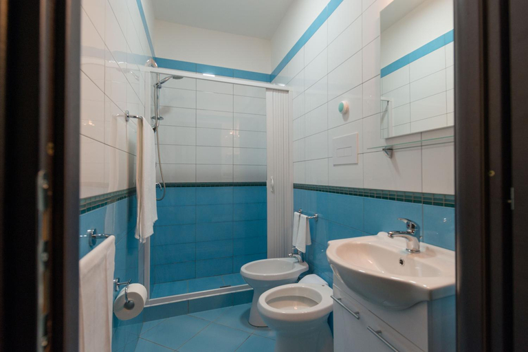 Others 3, B&B Mazzini, Salerno