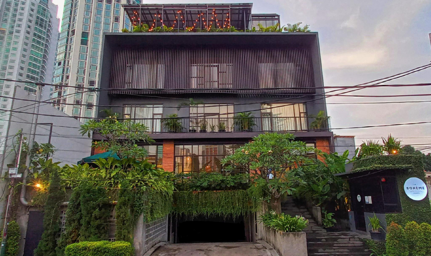 Exterior 8