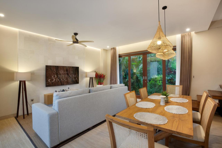 Dining Room 4
