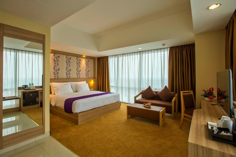 Bedroom 12