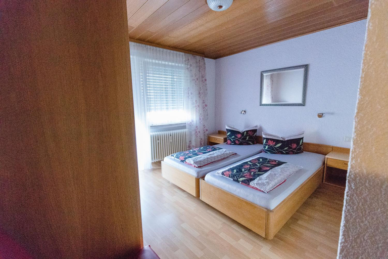 Bedroom 2, Hotel Fantastic, Esslingen