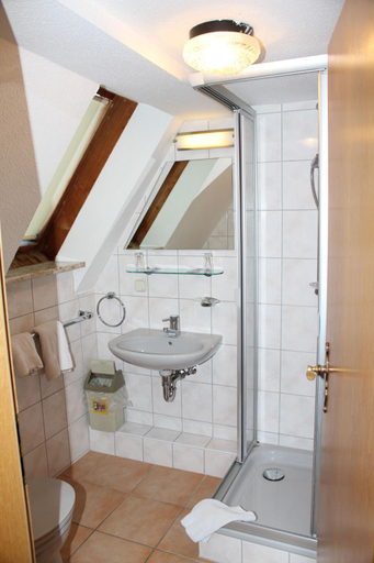 Bathroom, Hotel- Restaurant Zum Kleinen Kv?nig, Schwalm-Eder-Kreis