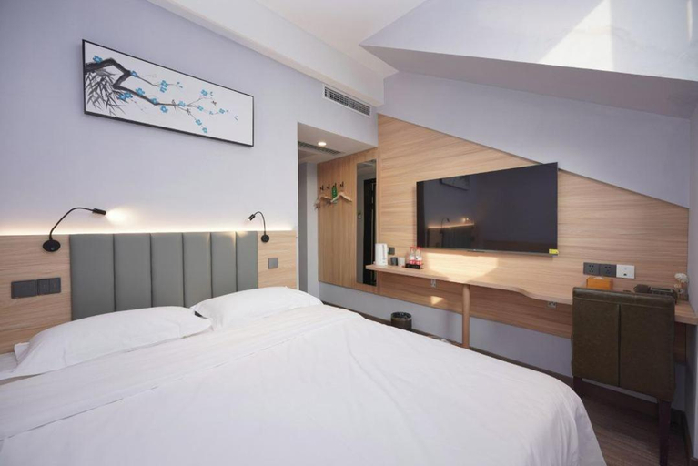 Bedroom 3, Beijing Dongdan Hotel, Beijing