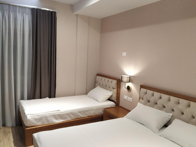Bedroom 2, Hotel Pelikan, Lushnjës