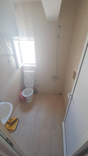 3, Alba Apartments