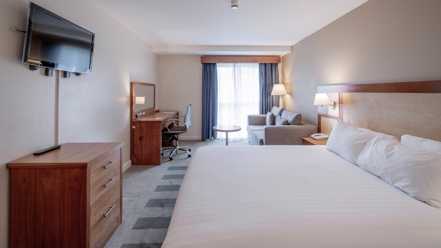 Bedroom 3, Holiday Inn BRISTOL AIRPORT by IHG, North Somerset