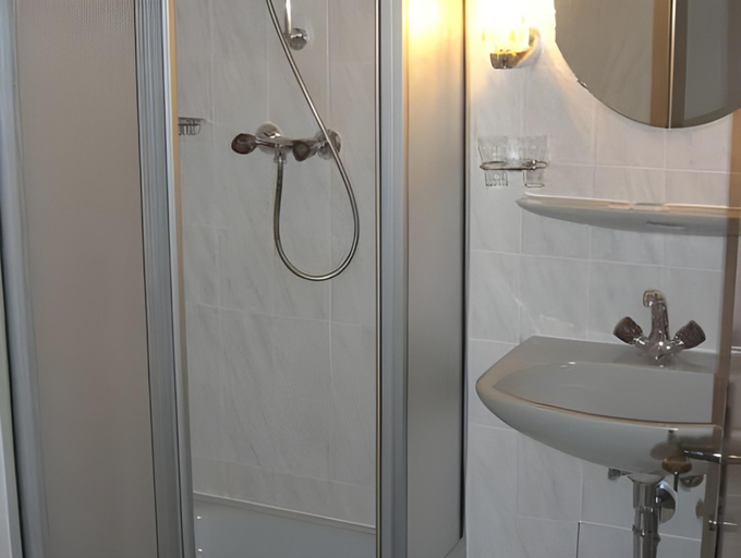 Bathroom 5, Alpenmotel Säuling, Reutte