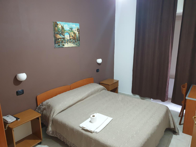 Bedroom 2, Hotel Milano, Napoli