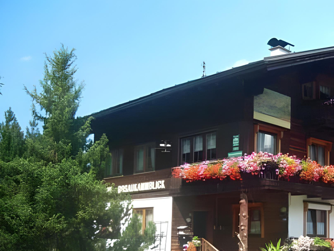 Others 2, Privatpension Gosaukammblick, Gmunden
