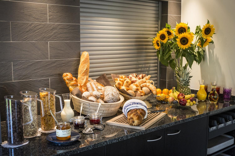 Food & Drinks 4, Le Petit Relais, Saanen