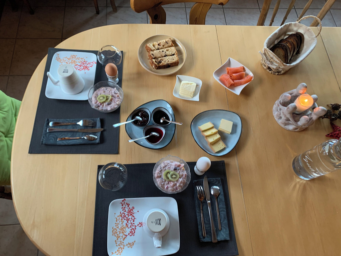 Food & Drinks 5, La Cure de Vernamiège, Hérens