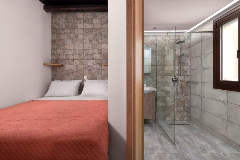 4, Apartments in the center marasia, South Aegean