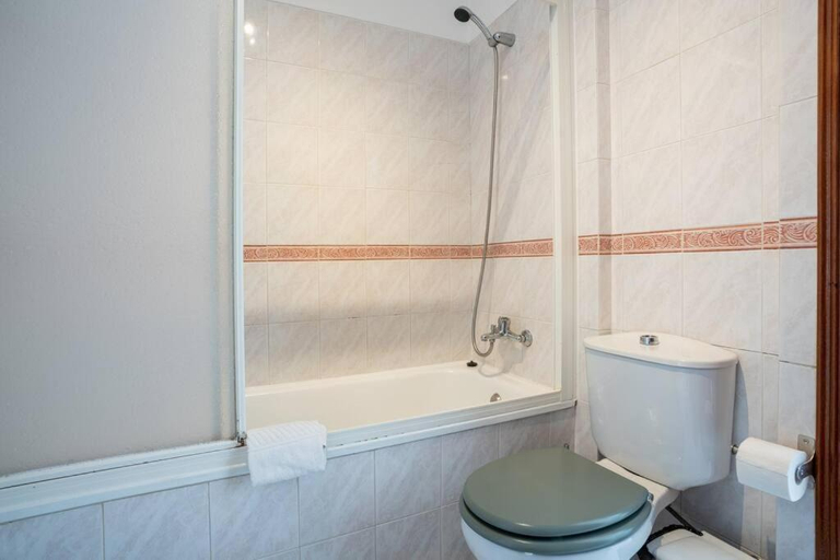 Others 4, Blife Allya private rooms, Faro