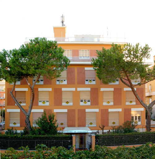 Others 4, La Casa di Nazareth, Roma
