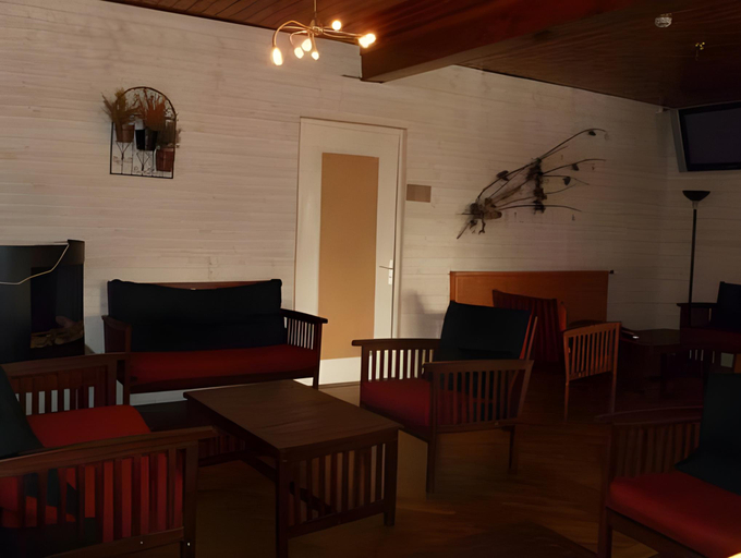 Others 3, Hotel Les Flocons, Alpes-de-Haute-Provence