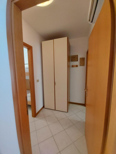 Others 4, Corallo Cavallino, Venezia