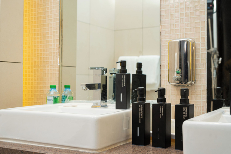Bathroom 4, La Résidence Sea Plaza, Dakar