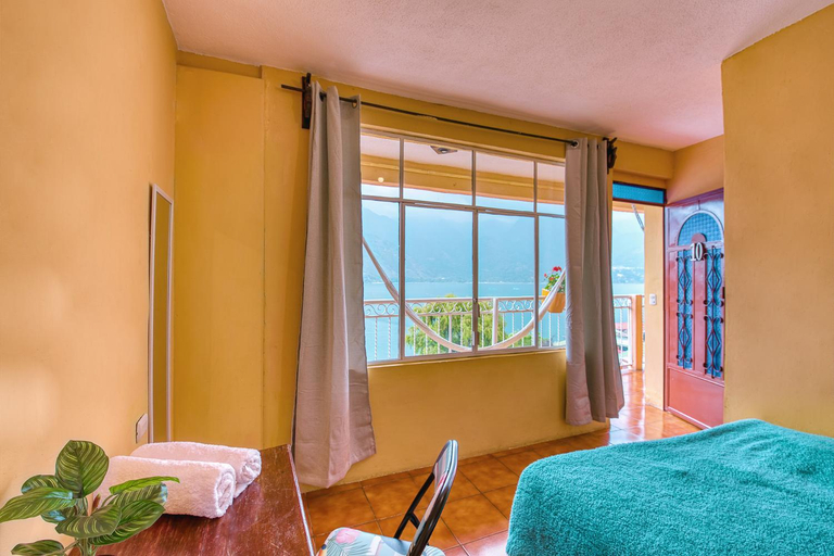 Bedroom 2, Amigos, San Pedro La Laguna