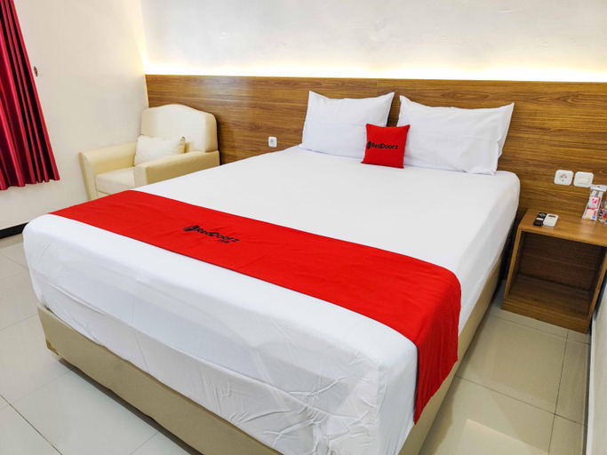 Bedroom 28