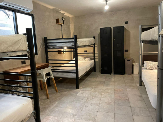Others 4, Moloch Hostel & Suites, Isla Mujeres